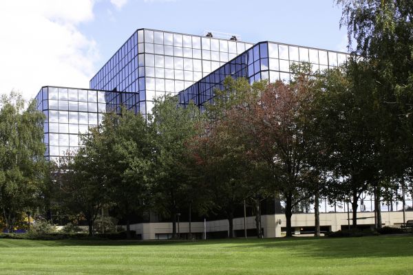 Cost of Commercial Lawn Service in Burlington