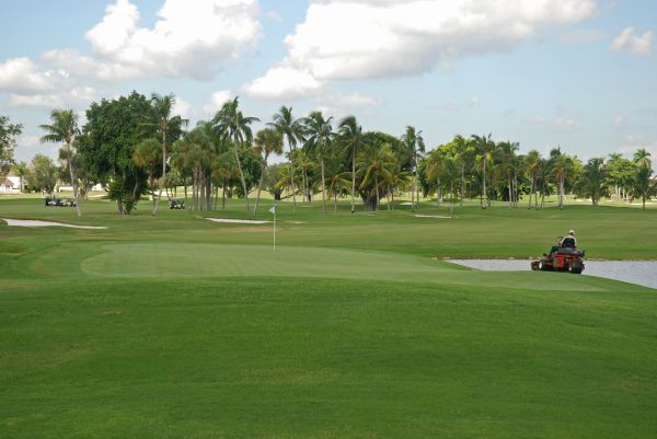 Cost of Golf Course Maintenance in Burlington